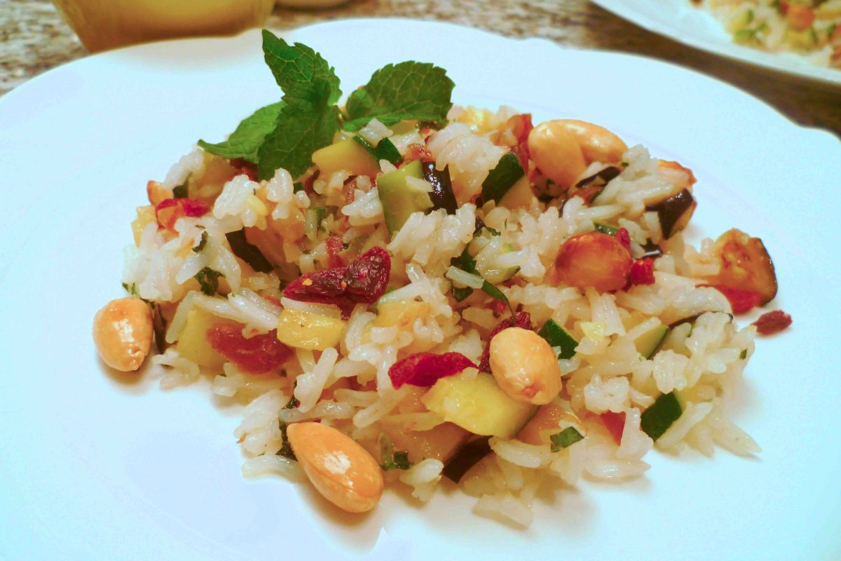 Healthy and Oriental: Rice Salad with Mint, served with Almonds, Dates and Vegetables
