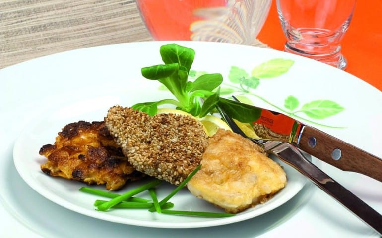 Turkey schnitzel with sesame, turkey schnitzel as Parisian schnitzel and turkey schnitzel with corn flakes.