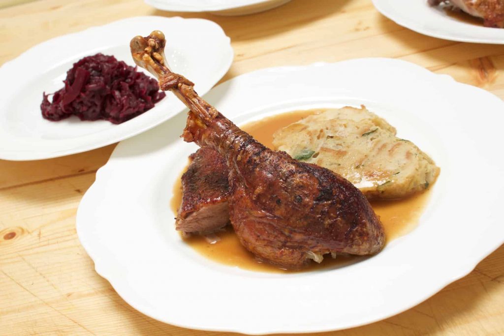 Preparing Christmas goose Article with 9 cooking videos