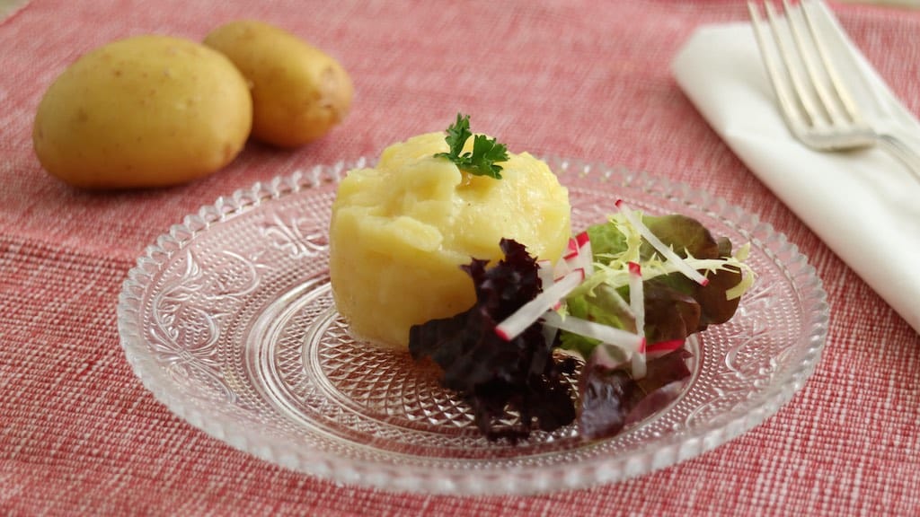 Bavarian Potato Salad Recipe with Kitchen Story and many Tips directly from Munich Chef