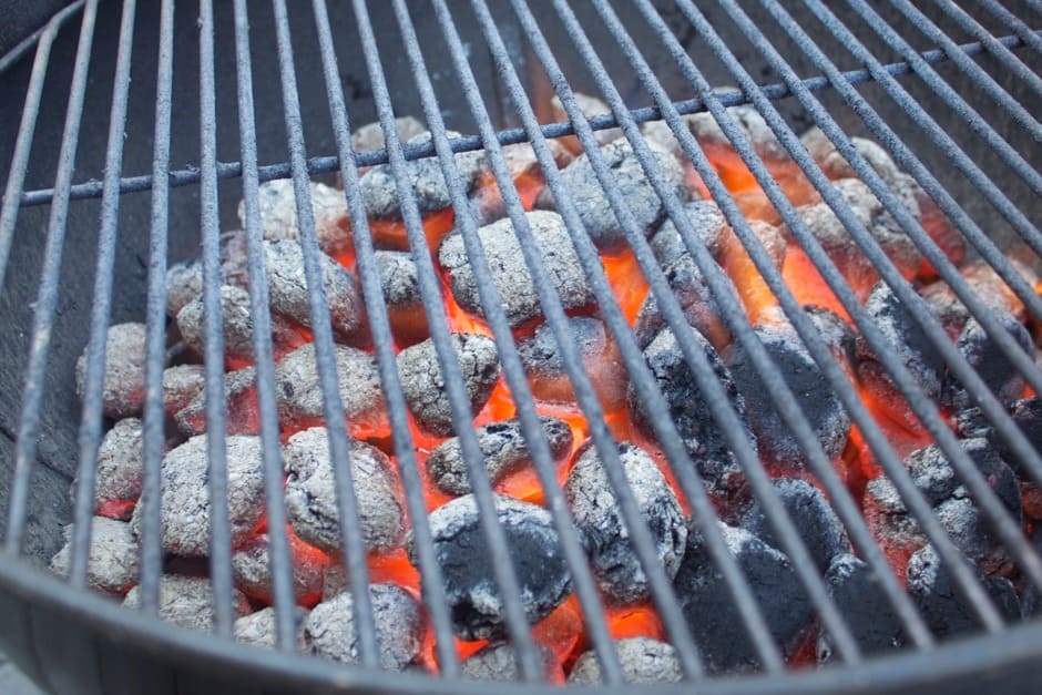 glowing, white coal, the optimal moment to grill.