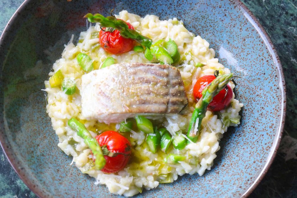 Lemon risotto with fish