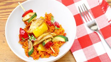 Chicken Skewers with tomato rice Recipe Image