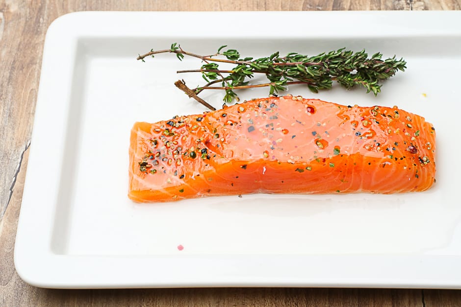 Fresh salmon fillet with herbs