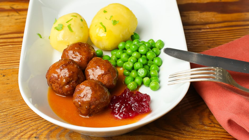 Köttbullar Meatballs Recipe Image