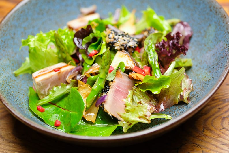 Tuna salad with asparagus.