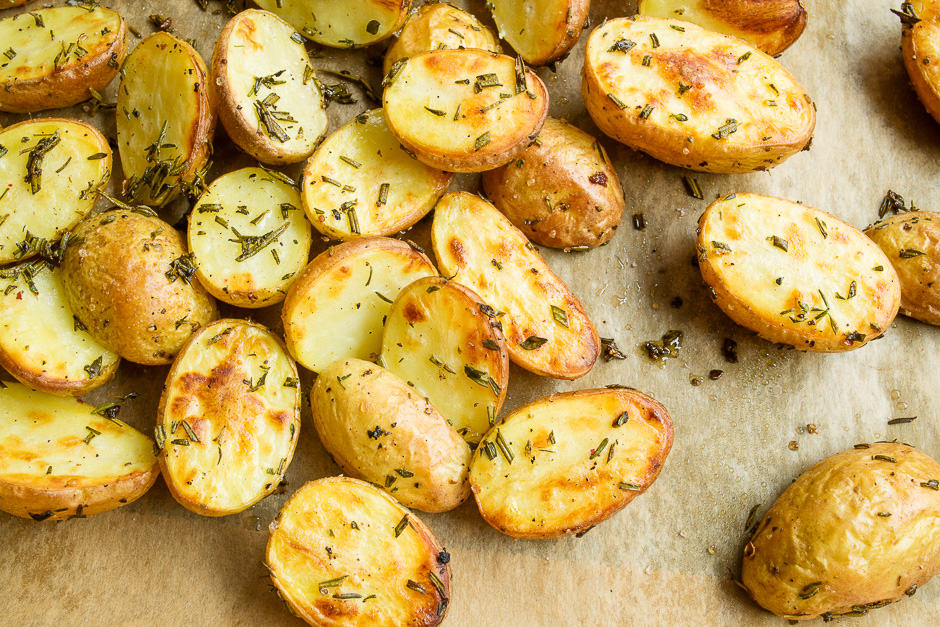 Baked potatoes that have been cooked crispy.
