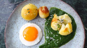 Eggs with Spinach Recipe Image
