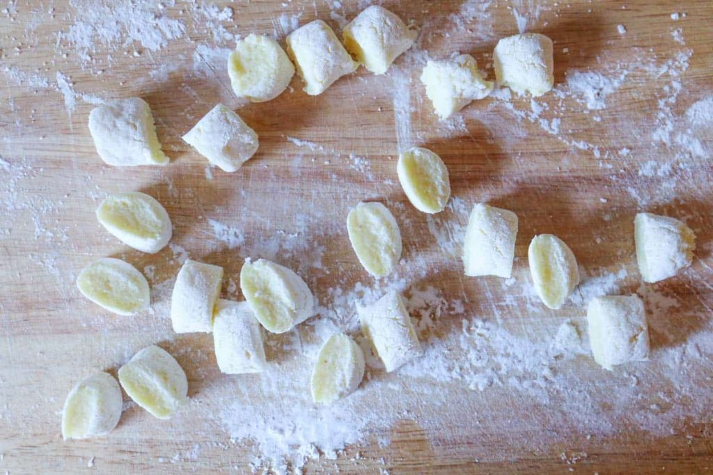 Cut the gnocchi dough