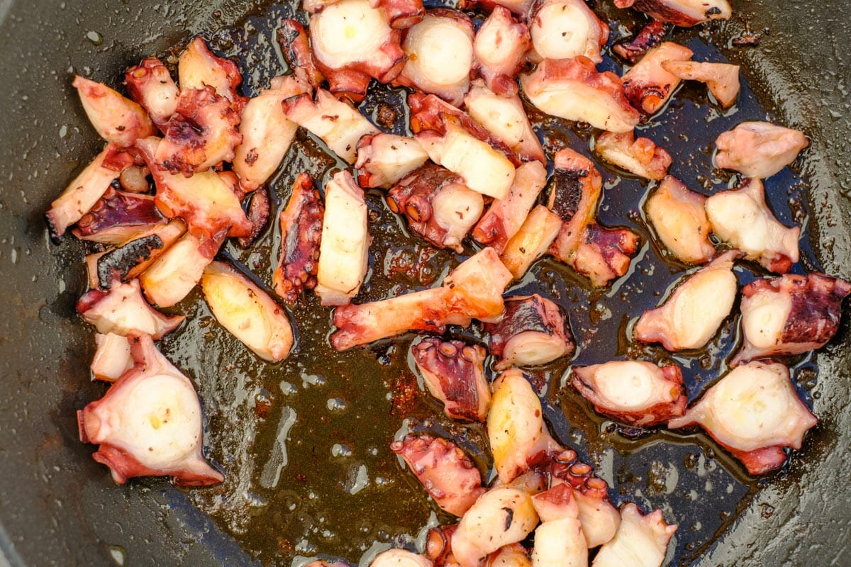 Octopus in the pan