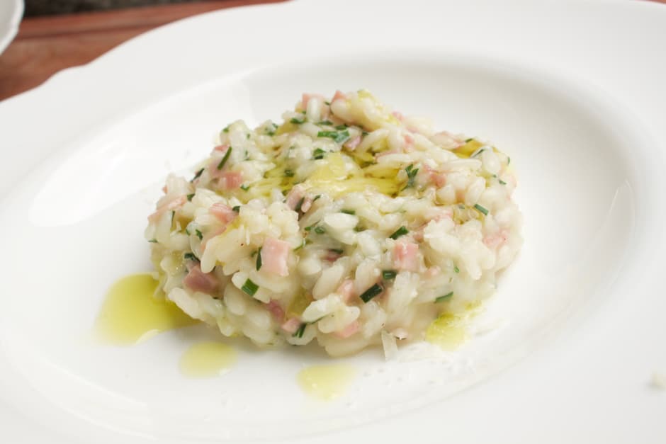 Risotto mit Schinken und Schnittlauch. Rezept Bild. Kochrezept von Thomas Sixt.