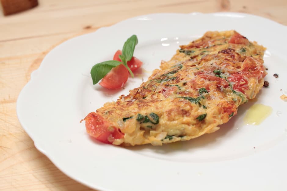 Omelette mit Tomaten Rezept Bild