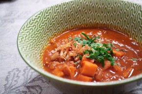 Veganes Gulasch Rezept Bild