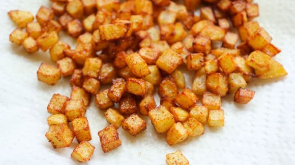 Frittierte Kartoffelwürfel