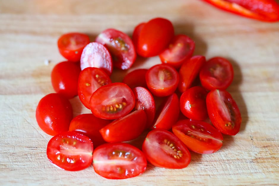 tomaten halbieren