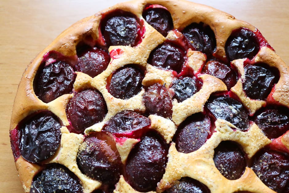 Obstkuchen mit Zwetschgen