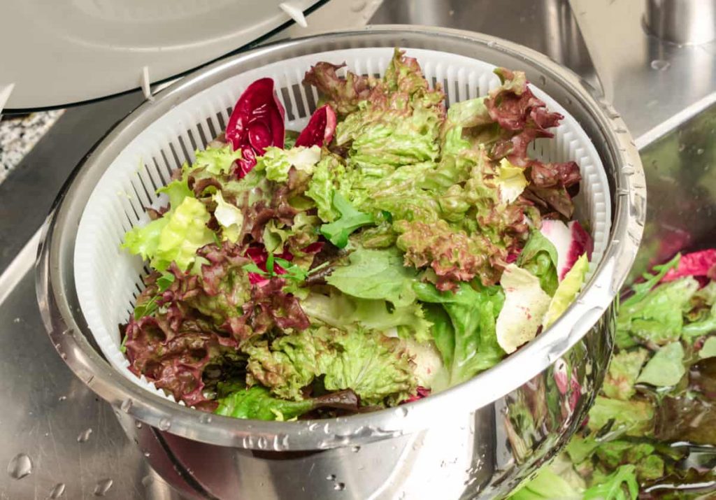 Salat in der Salatschleuder
