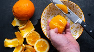 Orangenfilet ausschneiden