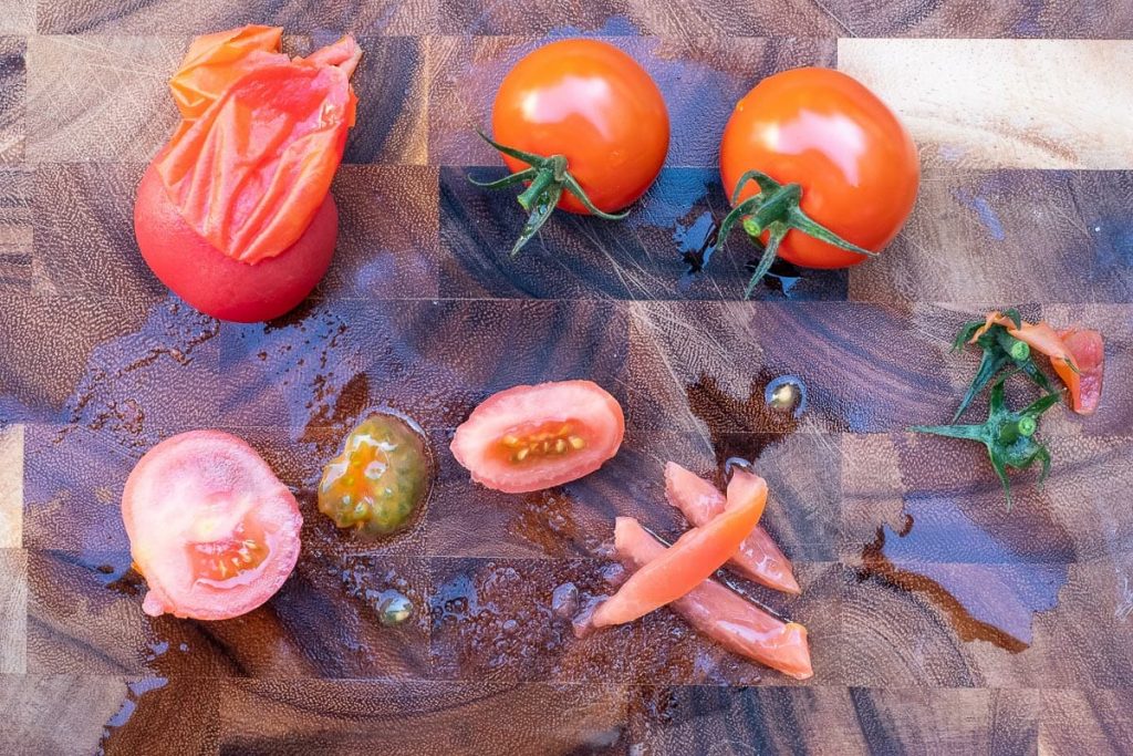 Tomatenwürfel vorbereiten