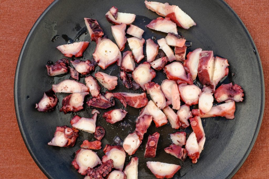 gekochter Pulpo in Stücke geschnitten
