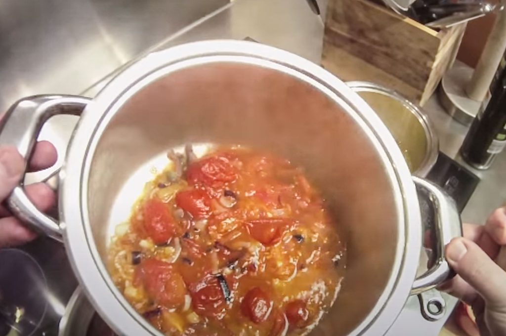 Tomatensoße fertig