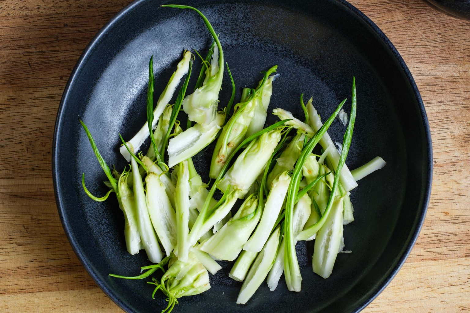 Puntarelle Rezept als Salat und Antipasti. Anleitung zum selbst kochen