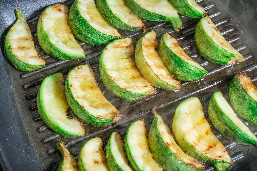Zucchini braten