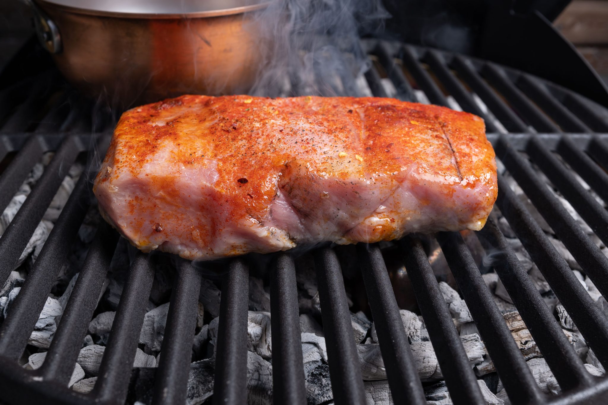 Schweinerücken Rezept für feinen Schweinebraten grillen oder im Ofen ...