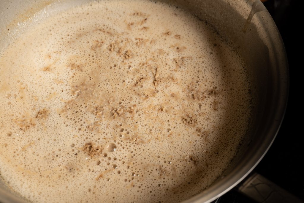 Geriebener Trüffel in der Maronensuppe