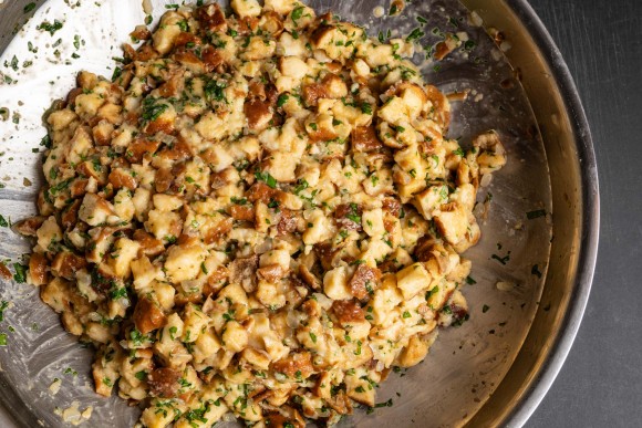 Brezenknödel Masse für Semmelknödel Rolle