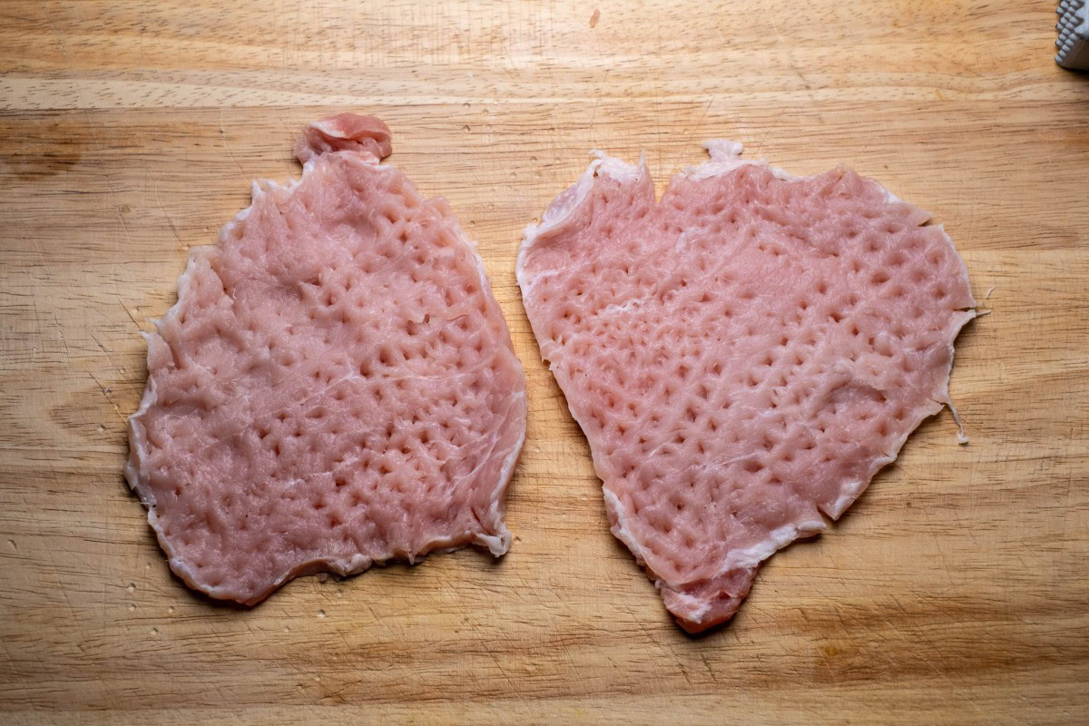 Geklopfte Schnitzel für Schnitzel panieren