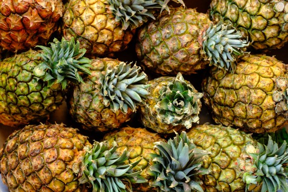 Ananas, auch bekannt als Pineapple oder Ananas comosus.