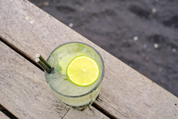 Caipiroska Cocktail von Oben fotografiert