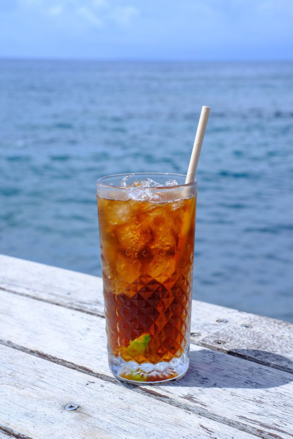 Cuba Libre Cocktail Meer Hintergrund