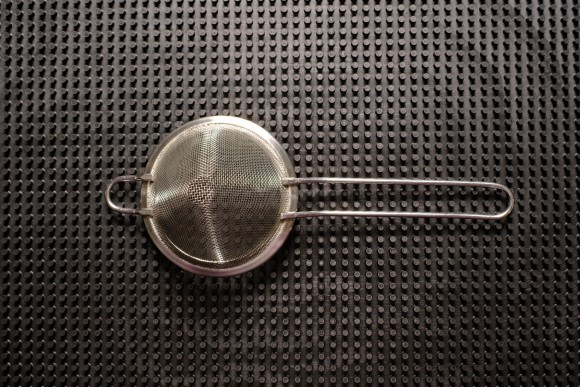 Feines Barsieb – Fine Strainer