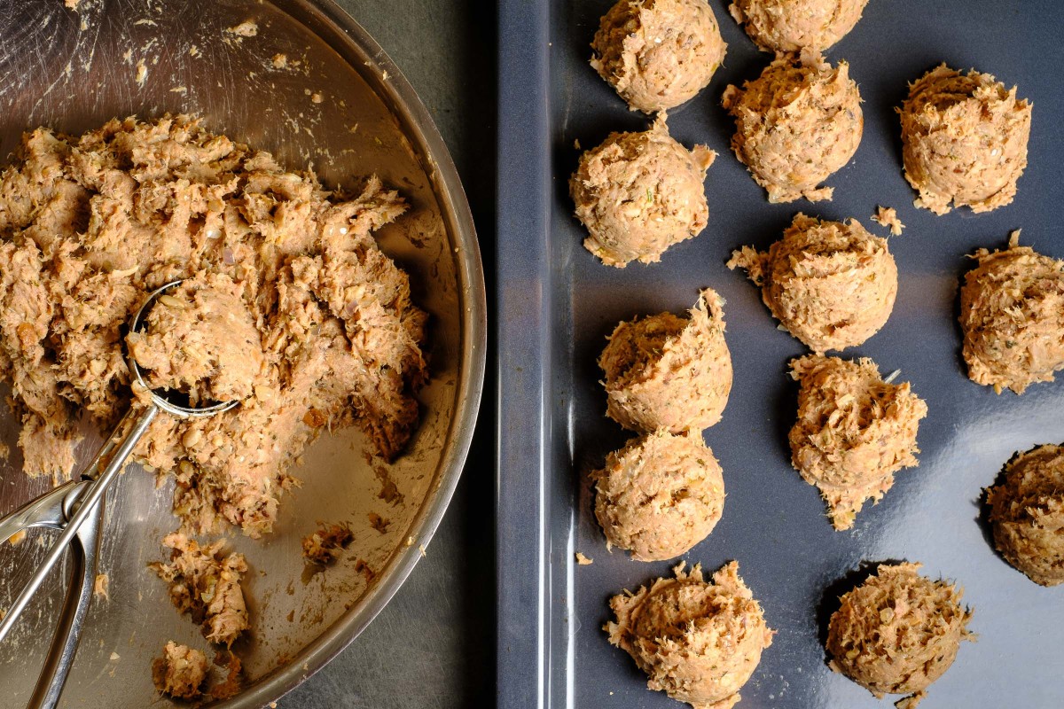 Gänsefrikadellen Masse portionieren